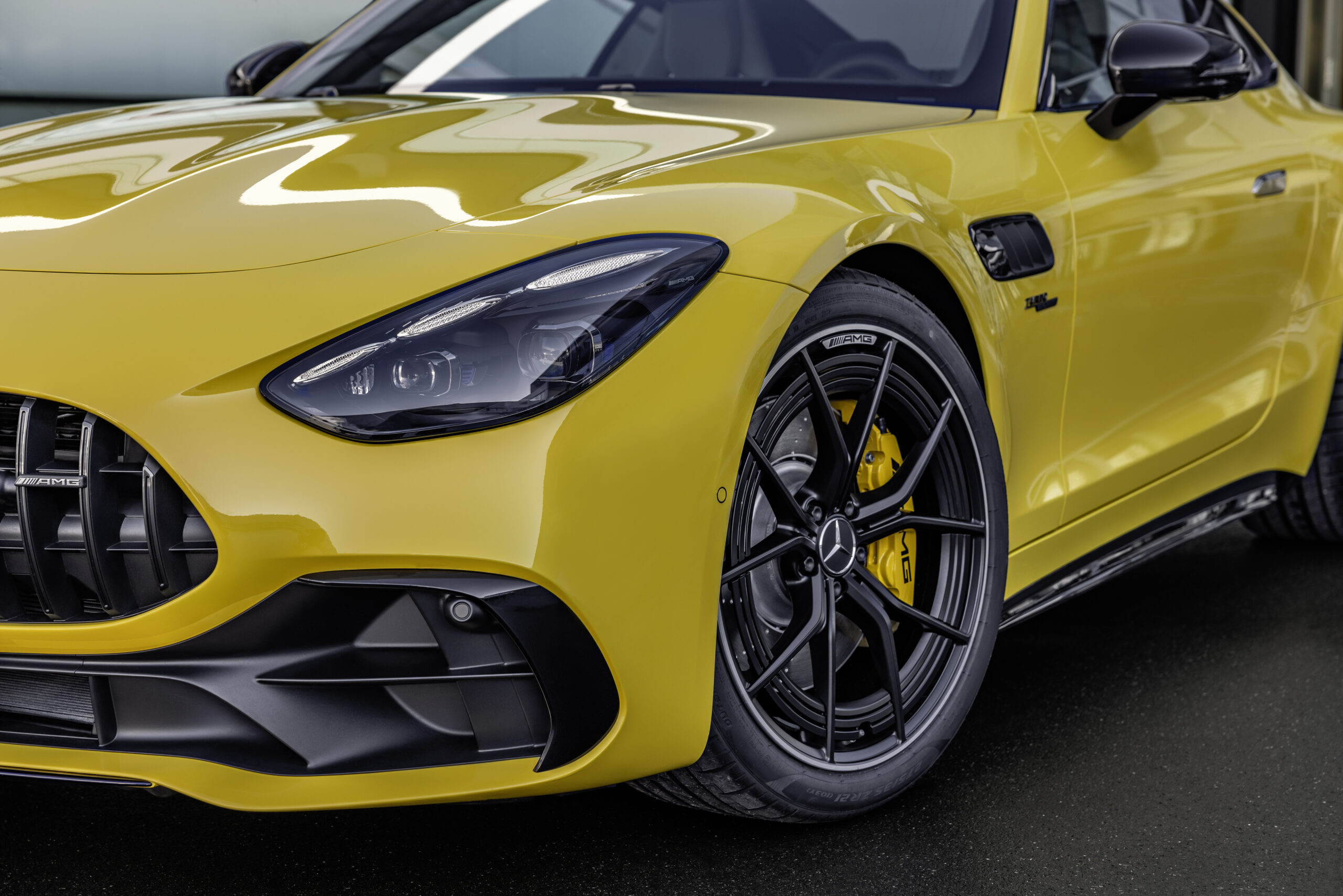 Mercedes-AMG GT 43 Exterior Design