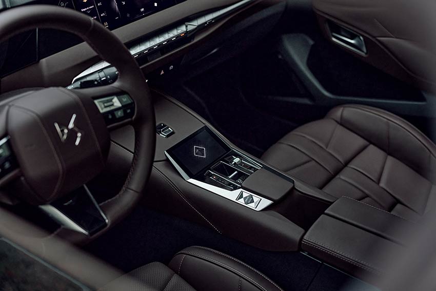 DS 4 Cockpit Bordcomputer