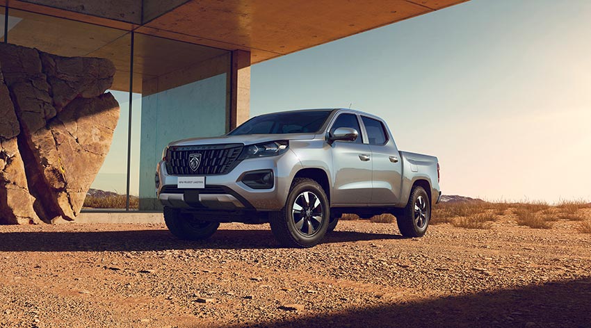 PEUGEOT Landtrek Front Views